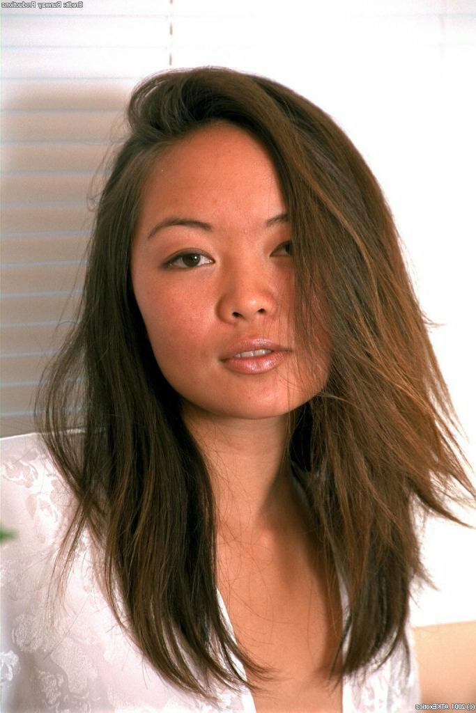 16P Cute Asian first timer Amy baring tiny boobs and shaved cunt for nude spread