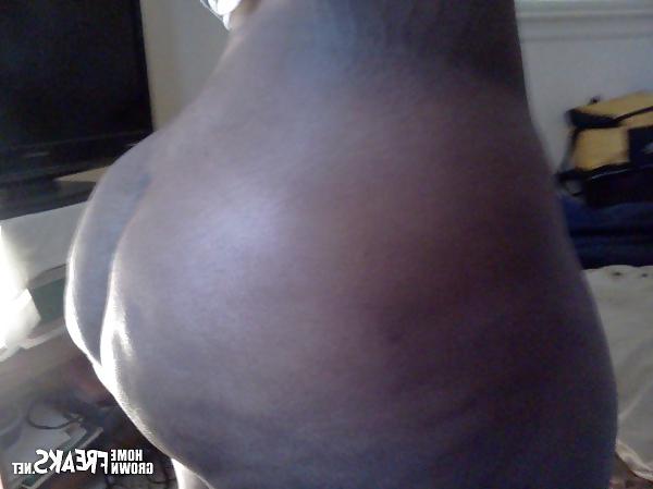 9P A BIG BUBBLE BUTT.