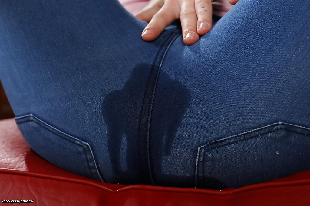 16P Kinky Euro chick Licky Lex stripping off jeans after peeing herself