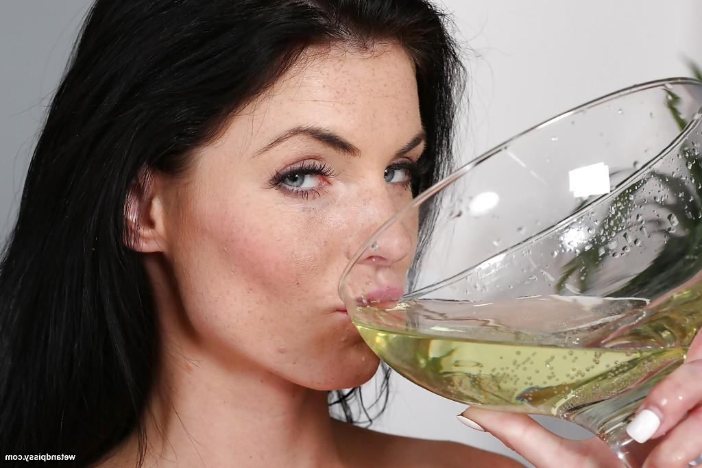 16P Naughty European solo girl drinks her own pee after pissing into glass