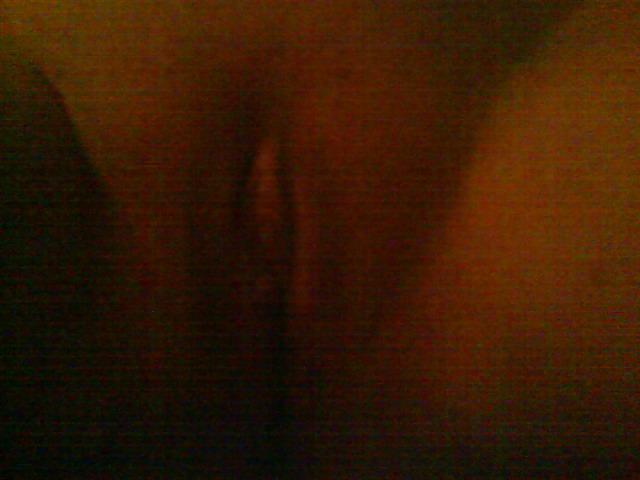 25P Pussy close-up pic taken the last years