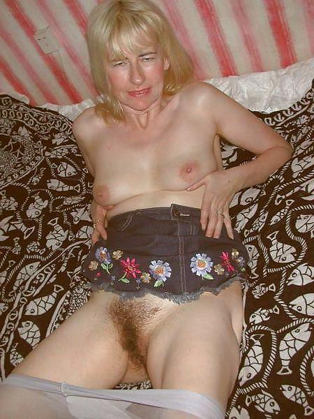 8P HAIRY GRANNY CHIARA