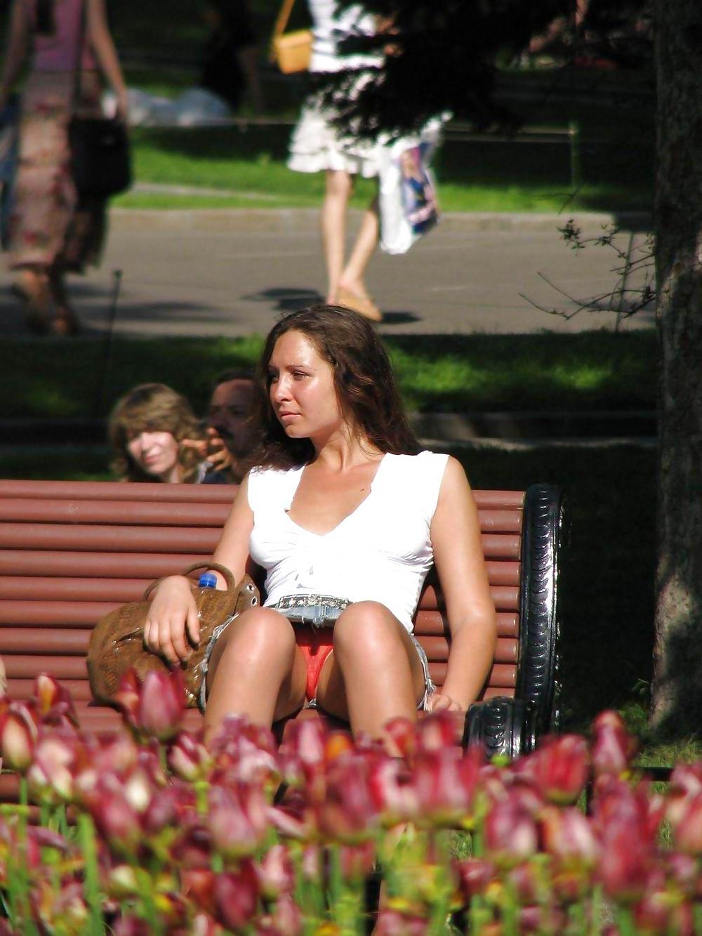 25P Voyeur Upskirt  #5