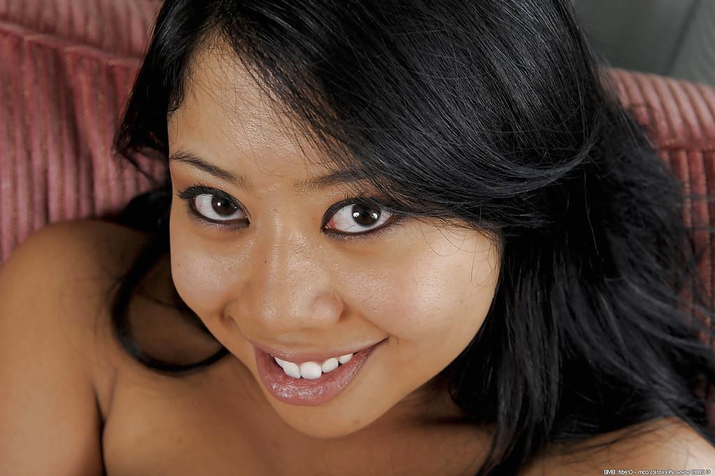 16P Black haired Asian kya takes off her sexy little mini skirt