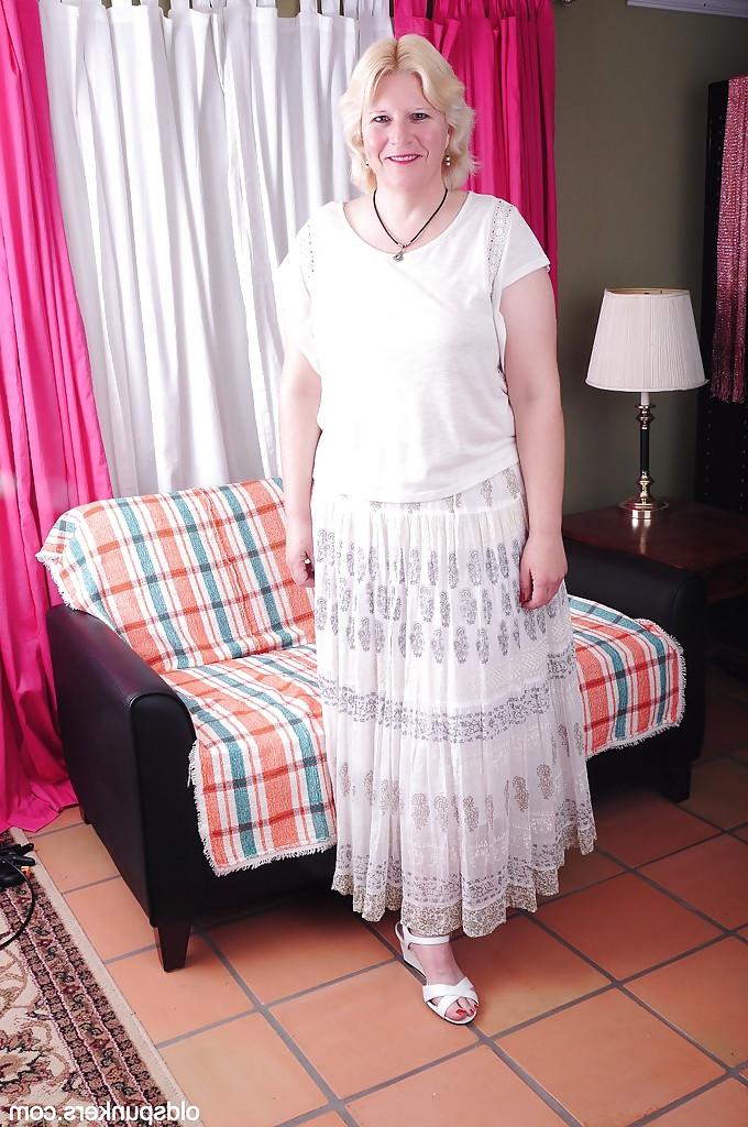 16P Blonde granny Toni shows off her fatty body in a white lingerie