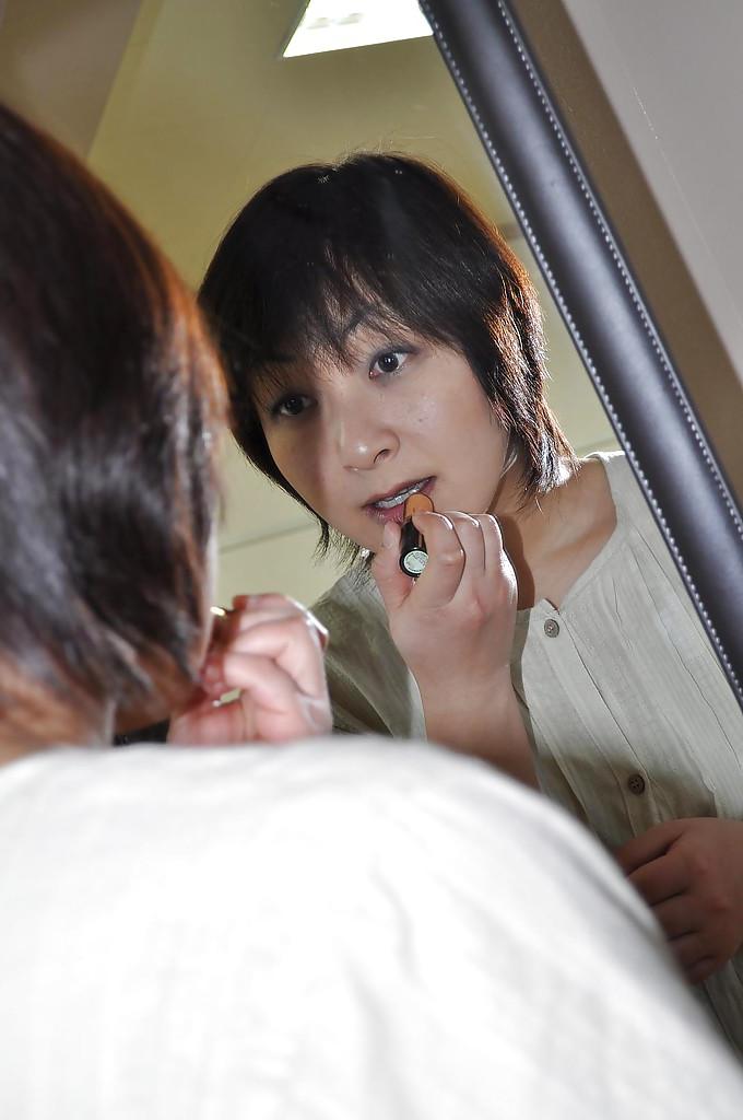 16P Chubby asian MILF Masae Shimatani undressing and playing with herself