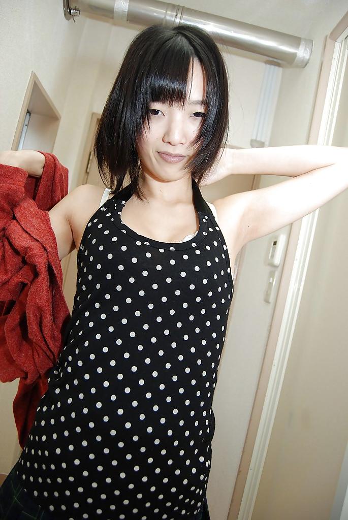 16P Asian teen gets naked and has some pussy fingering and toying fun