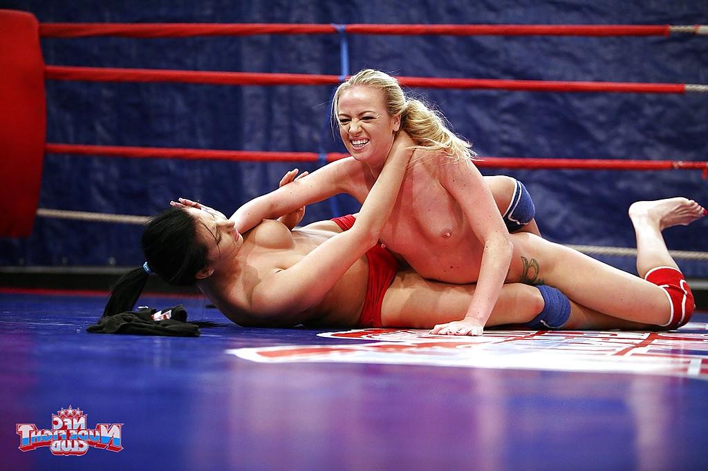 16P Sexy lesbians Dorina Gold & Melissa Ria are into rough naked wrestling