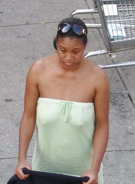 11P Harlem Girls in the Heat 317 New York - Mommy Nipples