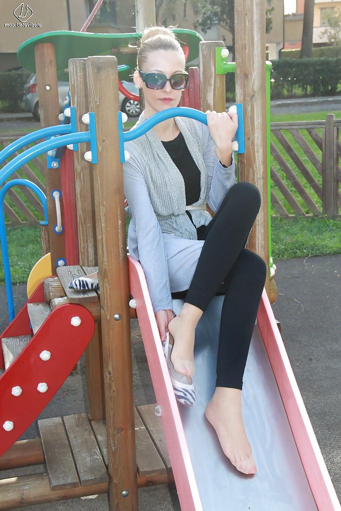 16P Christelle knows that you can do a lot of thing on the playground