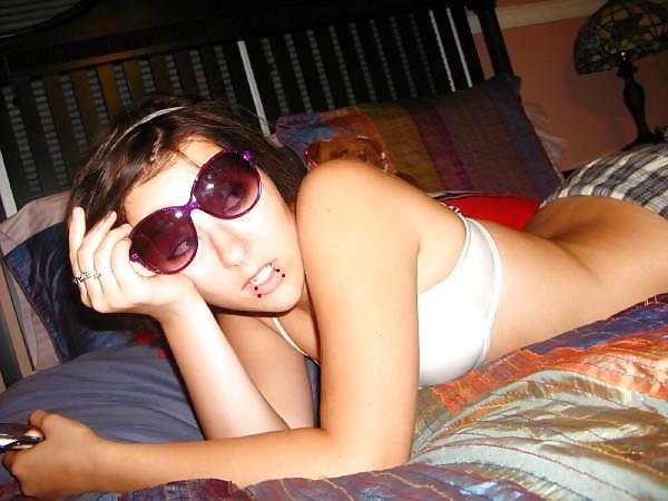 12P 2 hot emos (non porn)