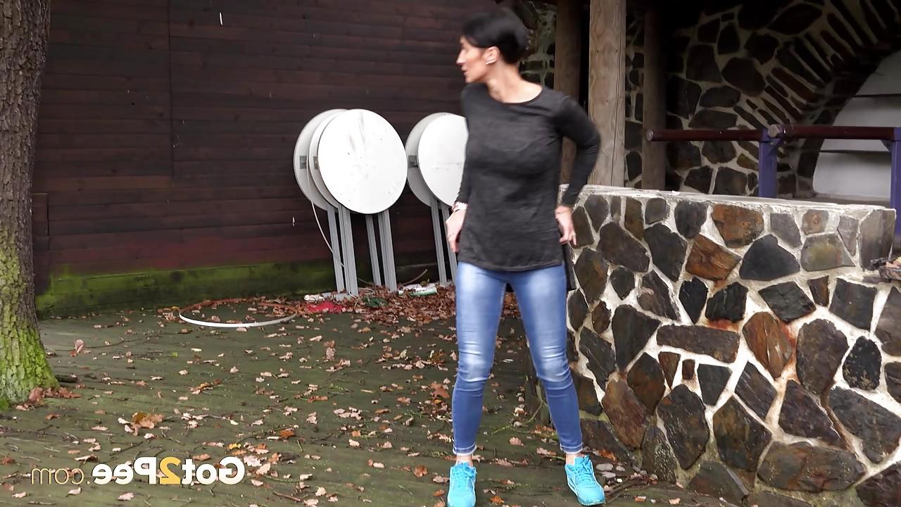 15P Busty Gabriellla Gucci in jeans undressing and pissing in public