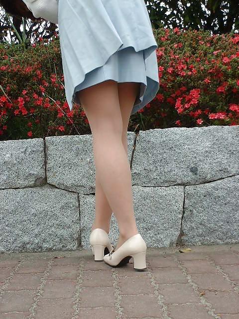 25P Asian pantyhose