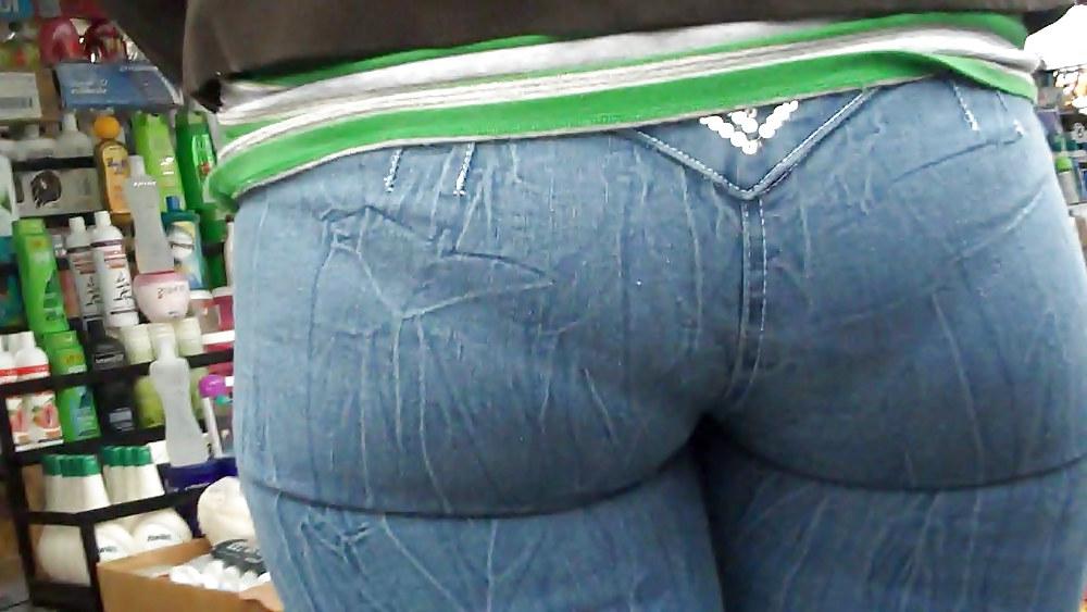 25P Tight ass & butt in jeans outlining panties so fine