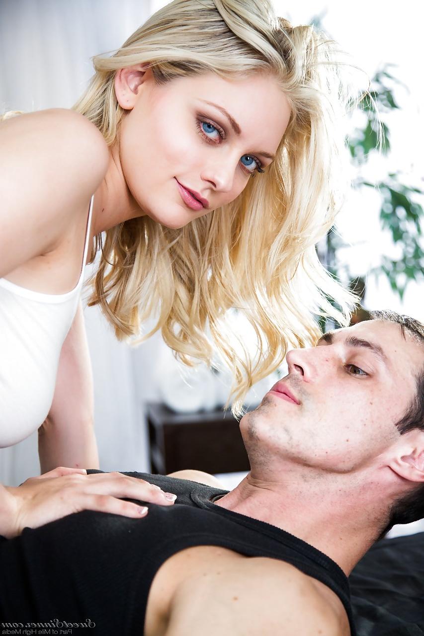 15P Sexy blonde MILF pornstar Alli Rae in non nude reality seduction scene