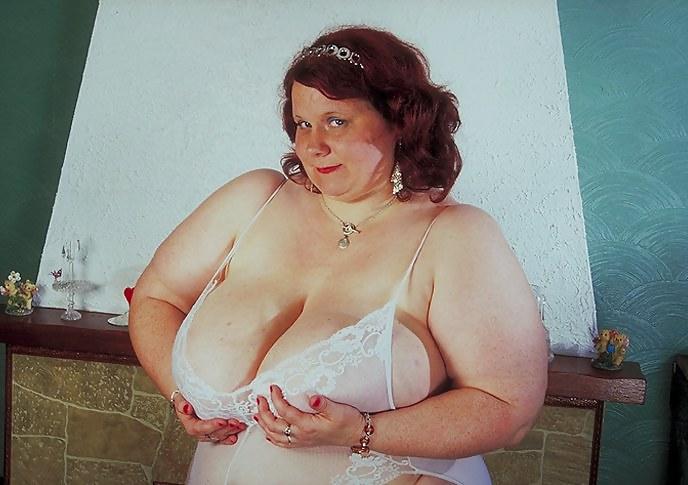 20P Big Butt Bertha