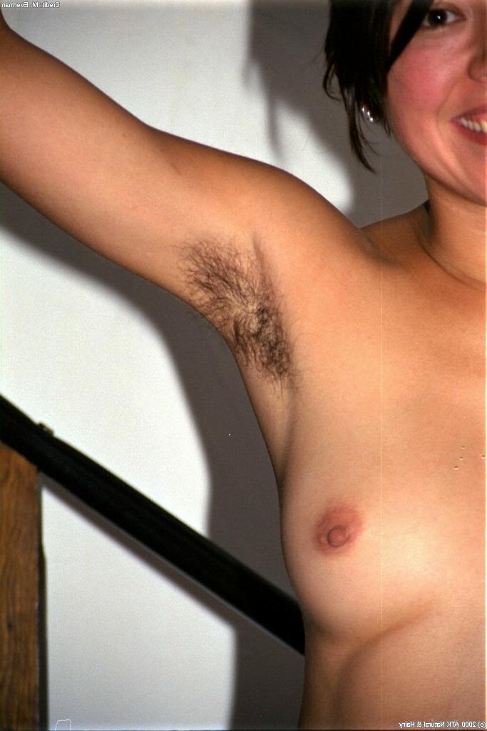 16P Asian amateur Amanda exhibiting spread beaver and hairy pits after disrobing