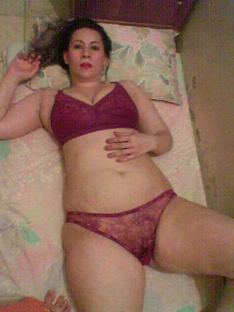 24P Amazing Arabic Lady Showing Everything 3