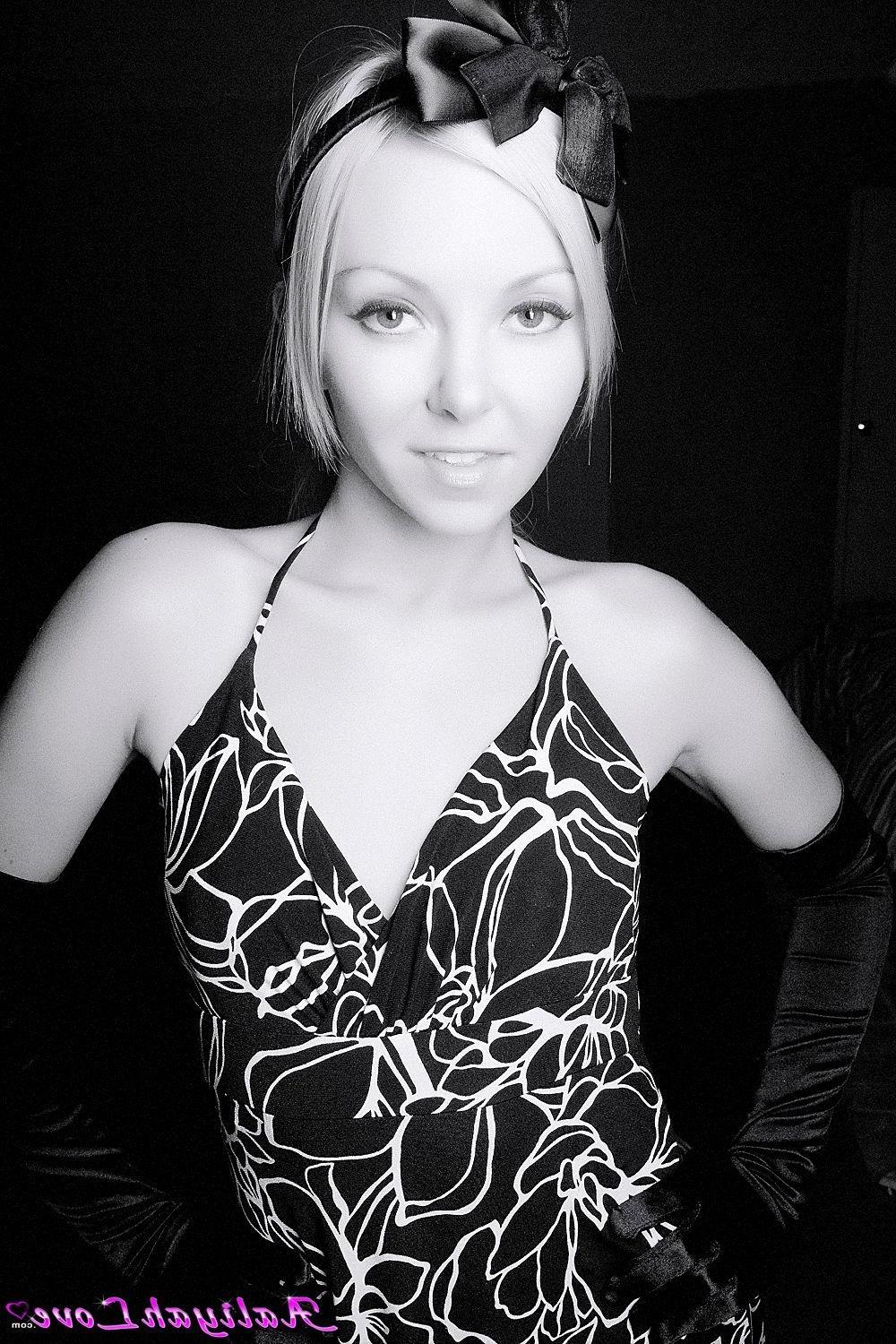 20P Pictures of teen amateur Aaliyah Love giving you a hot black and white tease