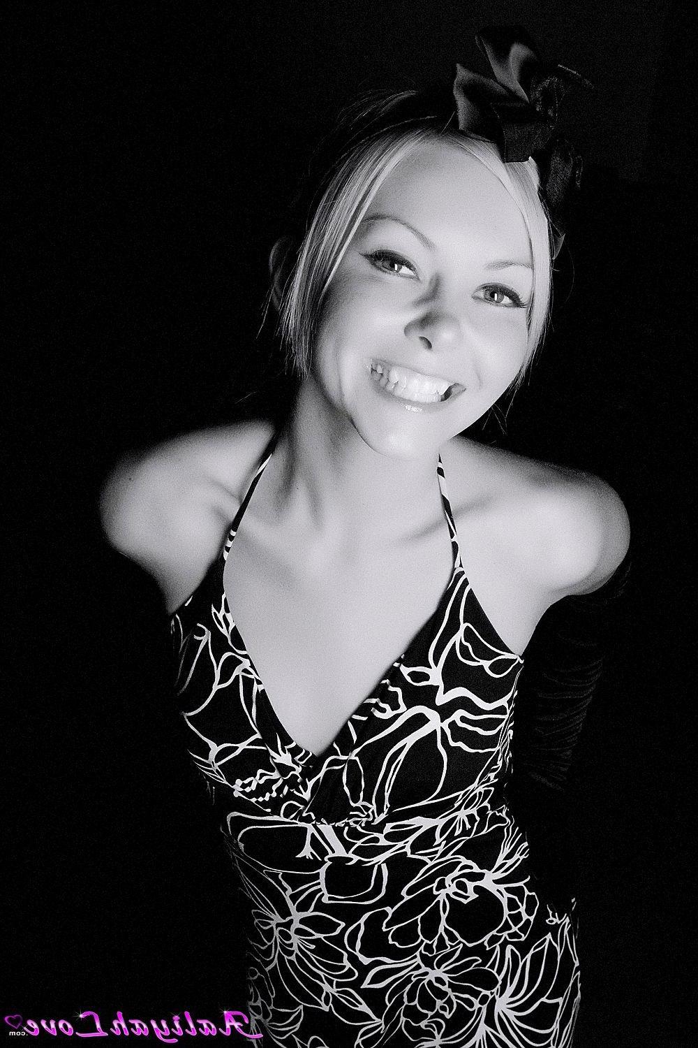 20P Pictures of teen amateur Aaliyah Love giving you a hot black and white tease