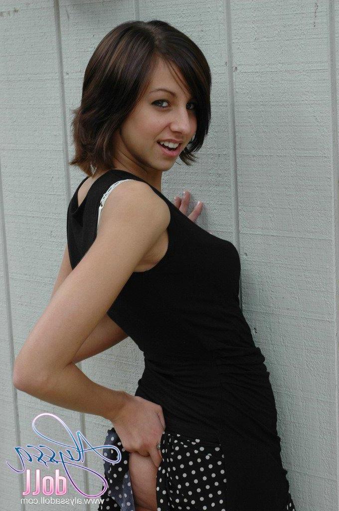 15P Alyssa shows off her body in a black dress