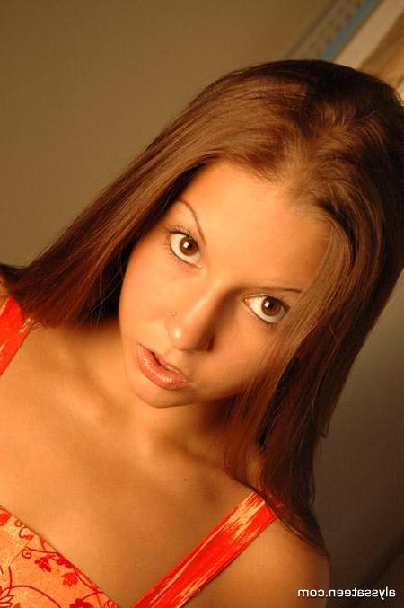 15P Pictures of Alyssa Teen waiting for you to take her clothes off