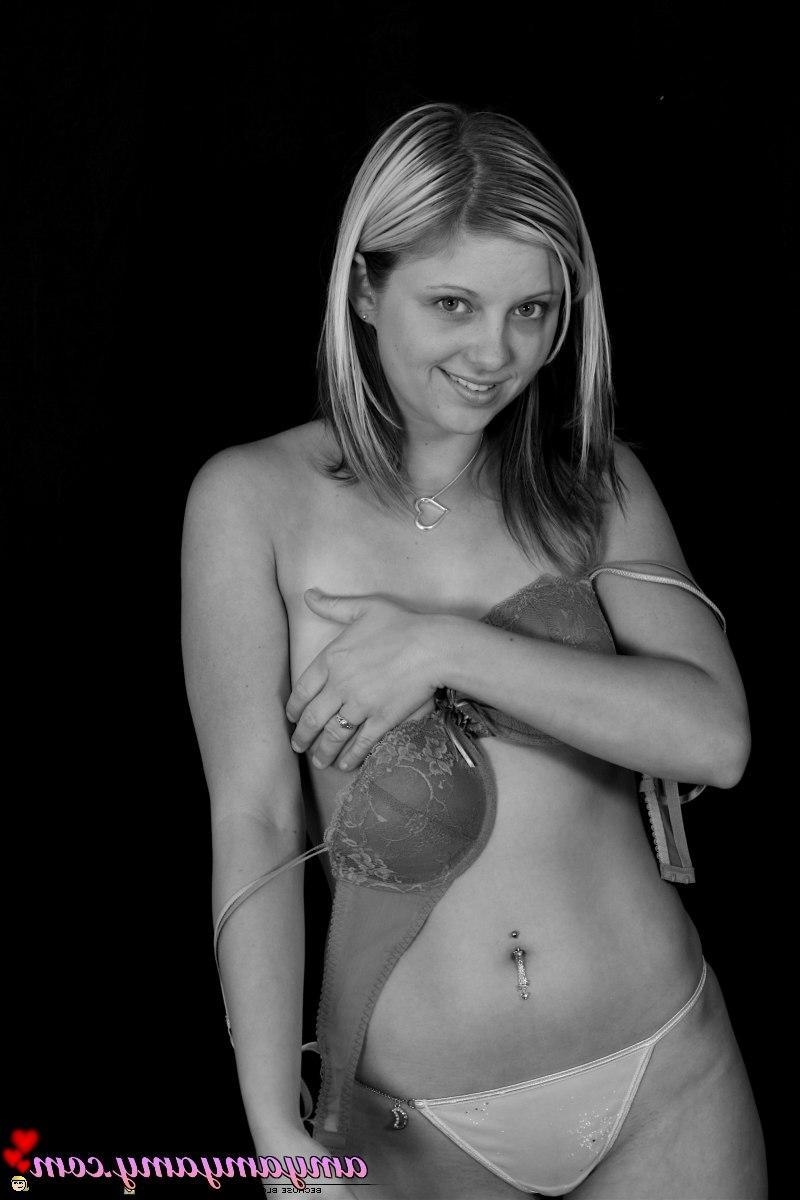 19P Pictures of teen model Amy Amy Amy teasing you in black and white