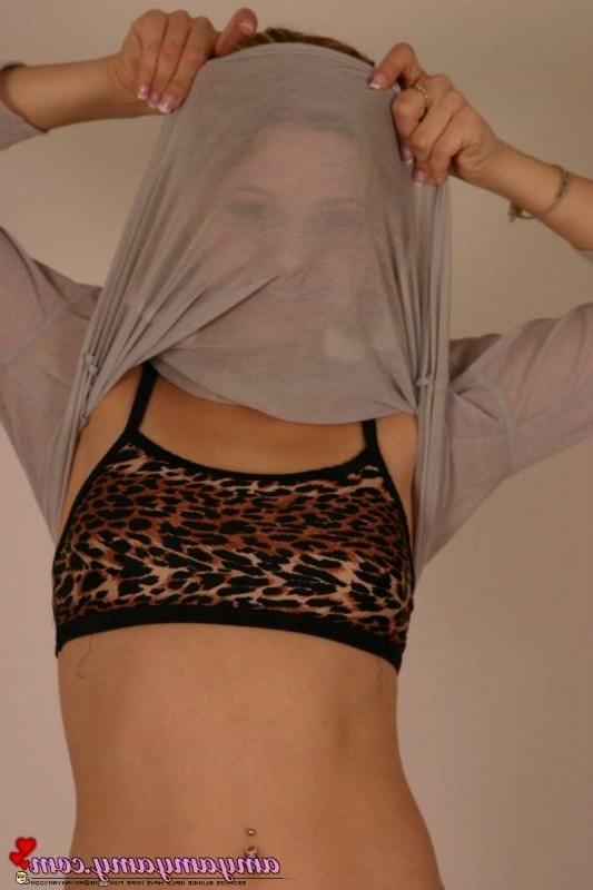 18P Amy gets topless in a non nude way