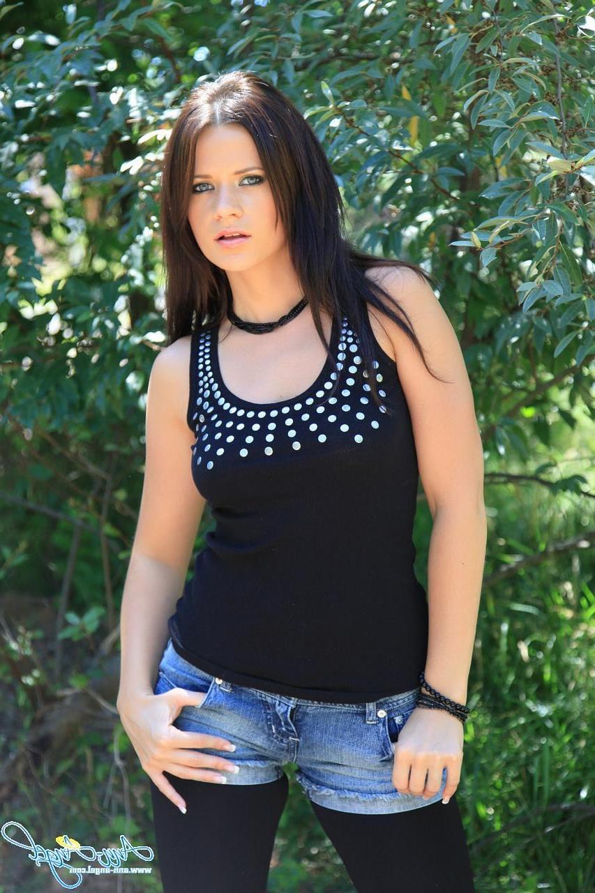 15P Ann Angel shows her sexy body outside