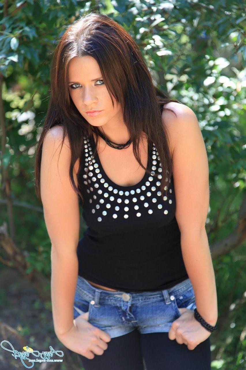 15P Ann Angel shows her sexy body outside