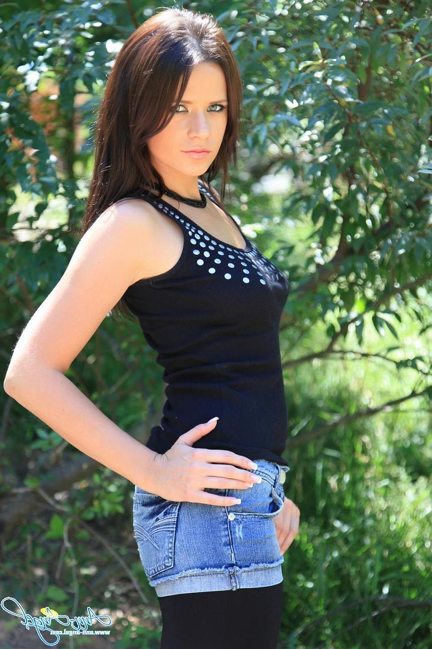 15P Ann Angel shows her sexy body outside