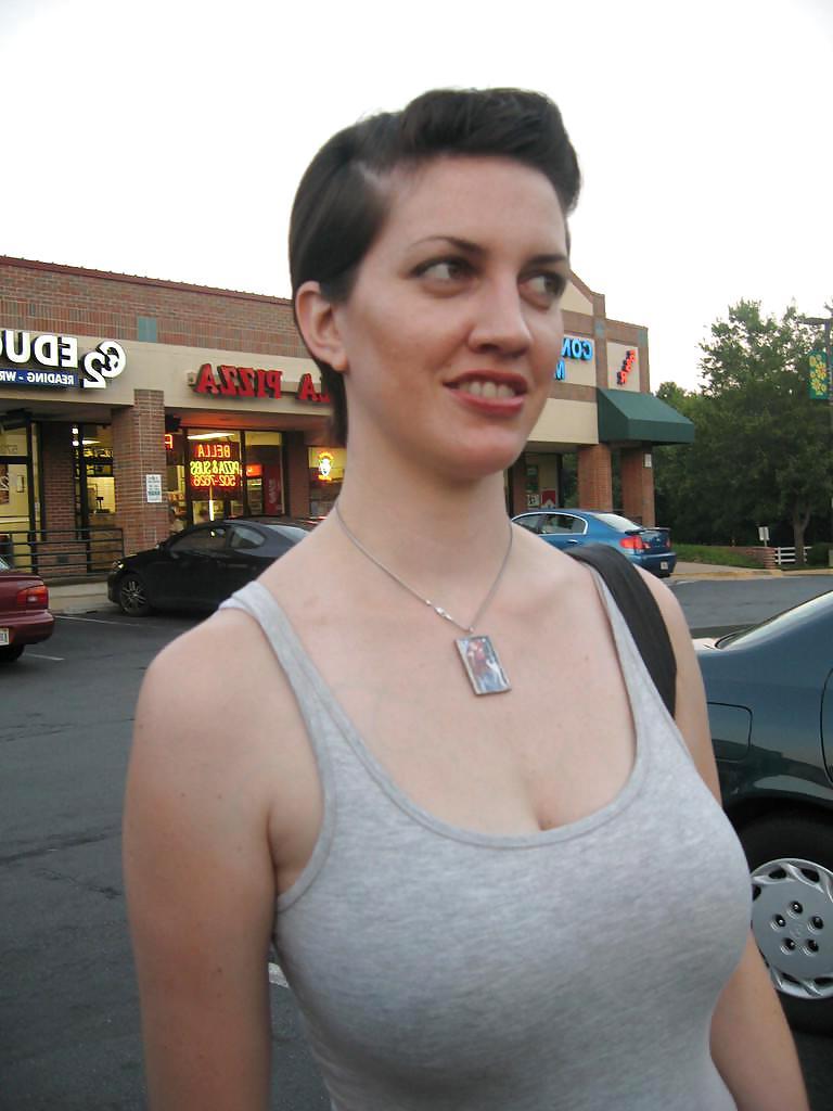 20P Busty women 38 (clothed special).