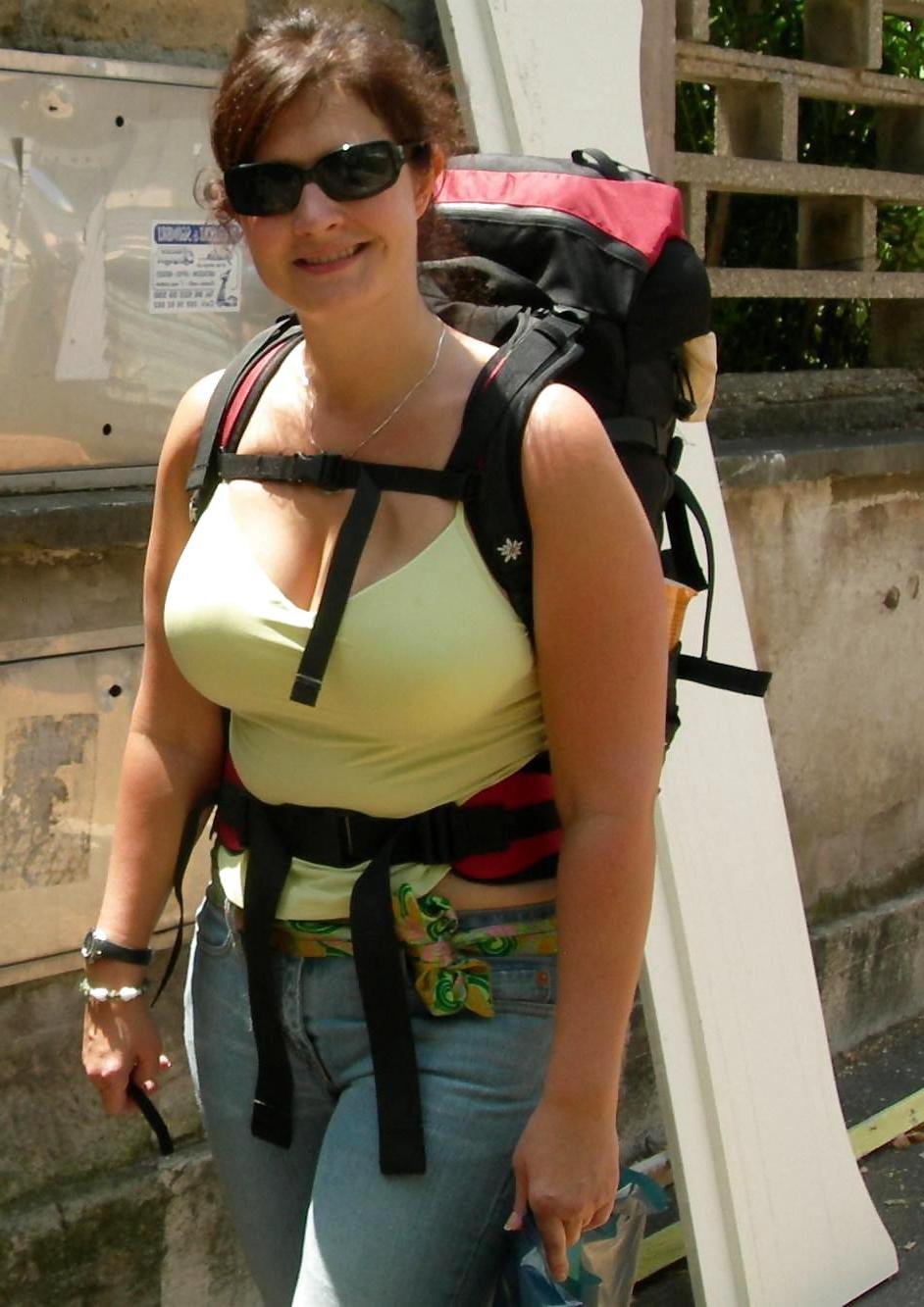 20P Busty women 38 (clothed special).
