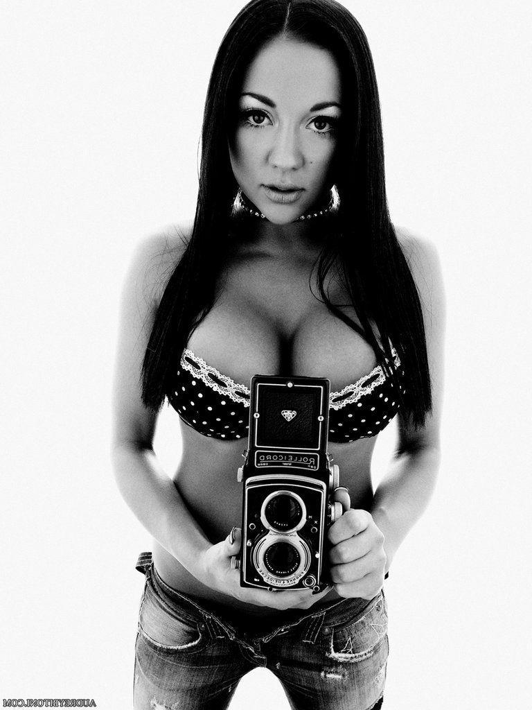 15P Pictures of teen slut Audrey Bitoni fingering her pussy in black and white