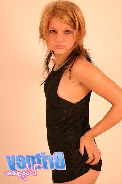 16P Pictures of Britney Virgin flaunting her beautiful bod