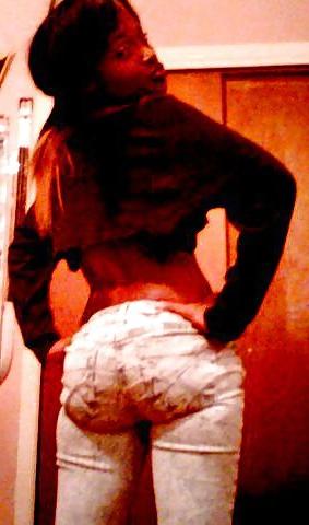 25P Sexy Ebony booty World
