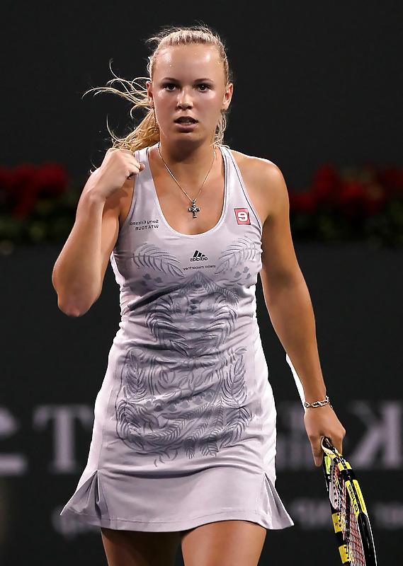25P Beautiful Tennis Girls 3 by TROC