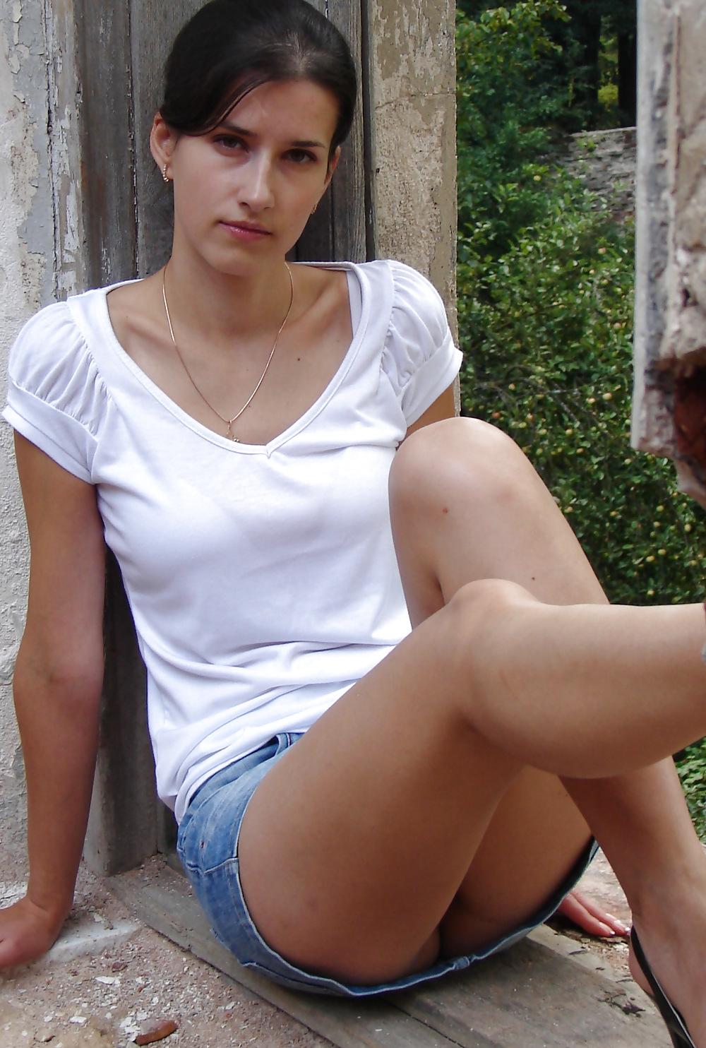 15P Amateur upskirt