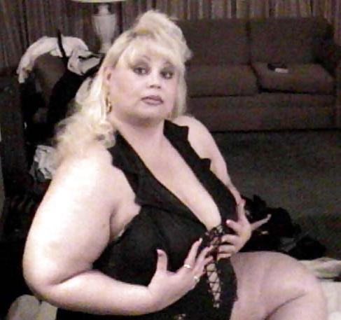 8P Ugly blonde BBW