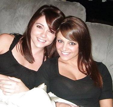 15P Facebook MILF (non nude)