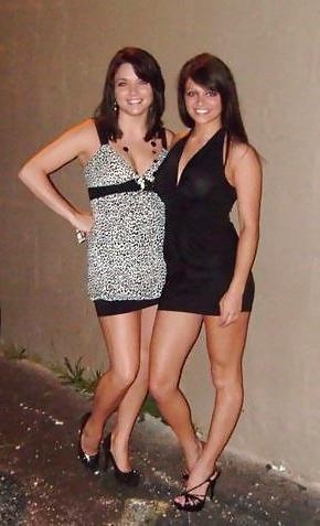 15P Facebook MILF (non nude)
