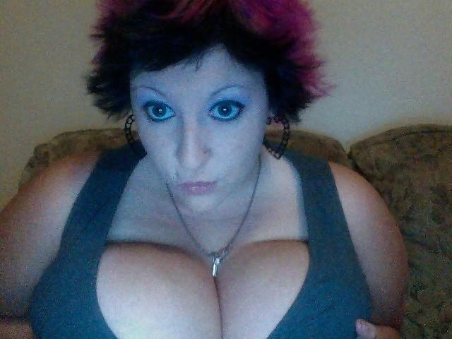 25P Busty Huge 40K Teen Tits