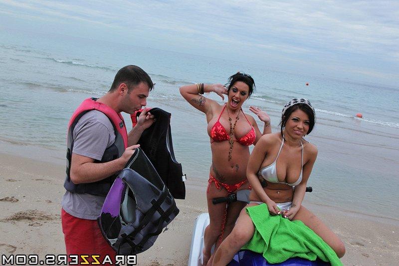15P Playful hotties Halie James & Kerry Louise have a wild FFM groupsex