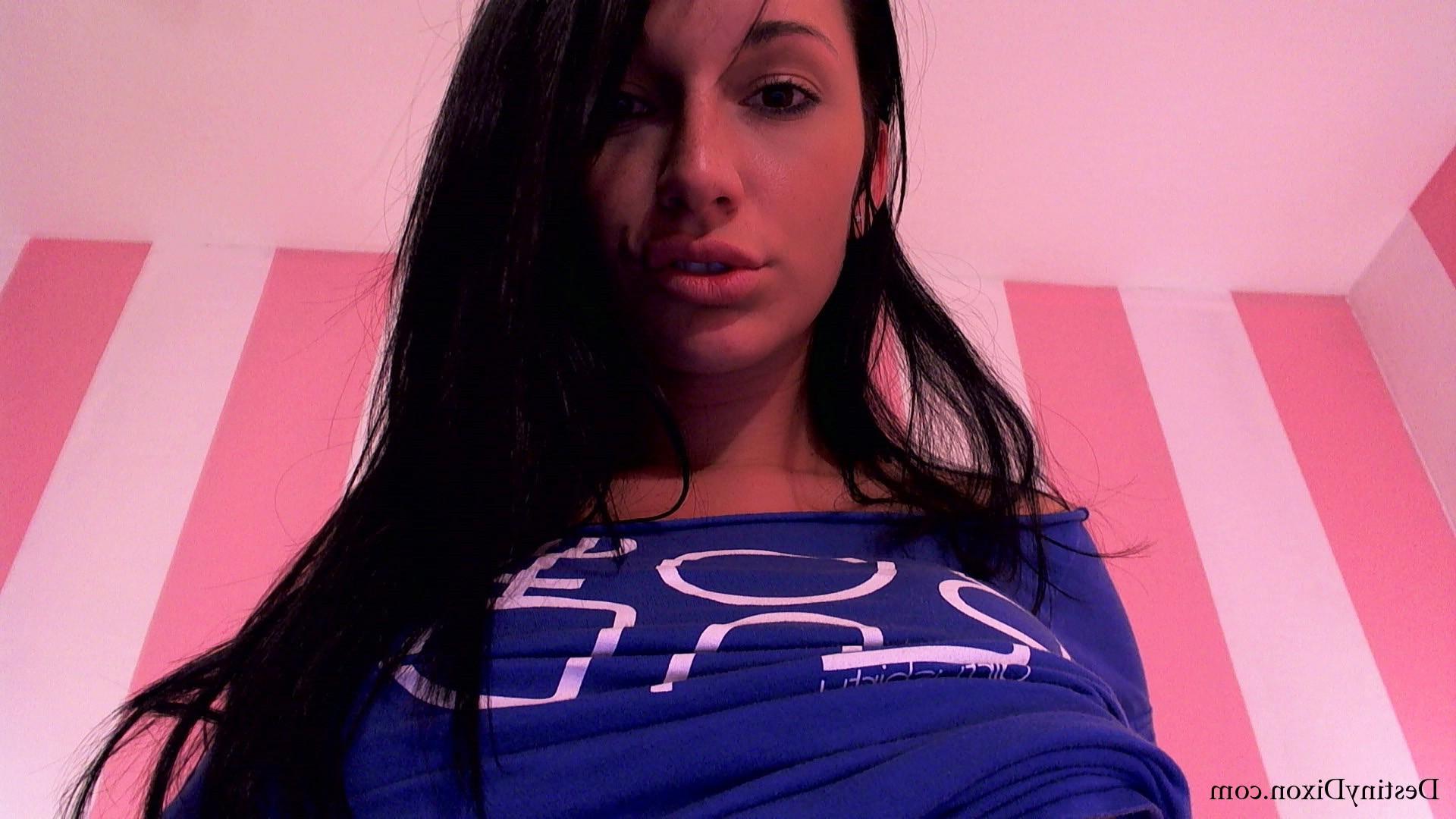 15P Destiny Dixon gets naked in bed and waits for you to join her
