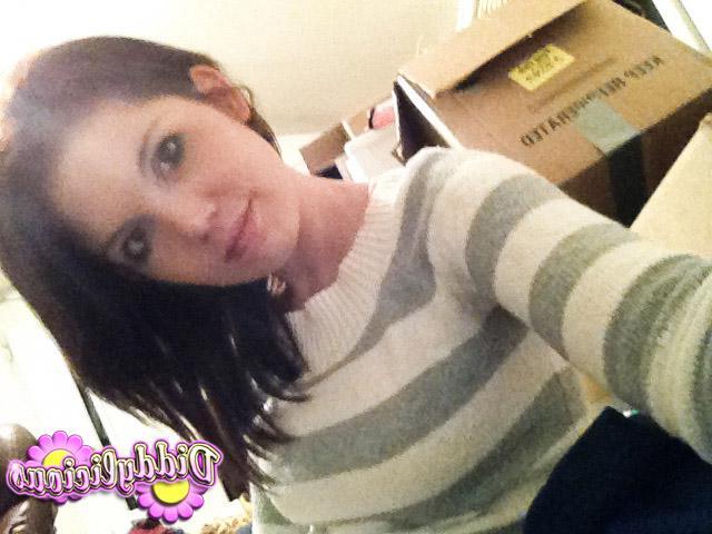 20P Candid pics of teen girl Diddylicious being a cock tease