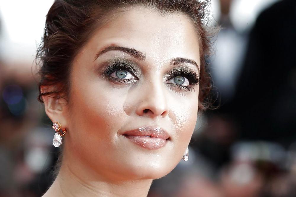 11P Aishwarya Rai 64th Cannes Film Festival Opening Ceremony