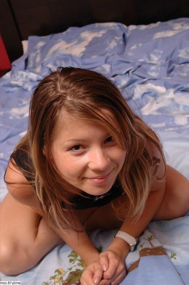 15P Sweet girl Emily 18 puts on her black panties and waits for you in bed