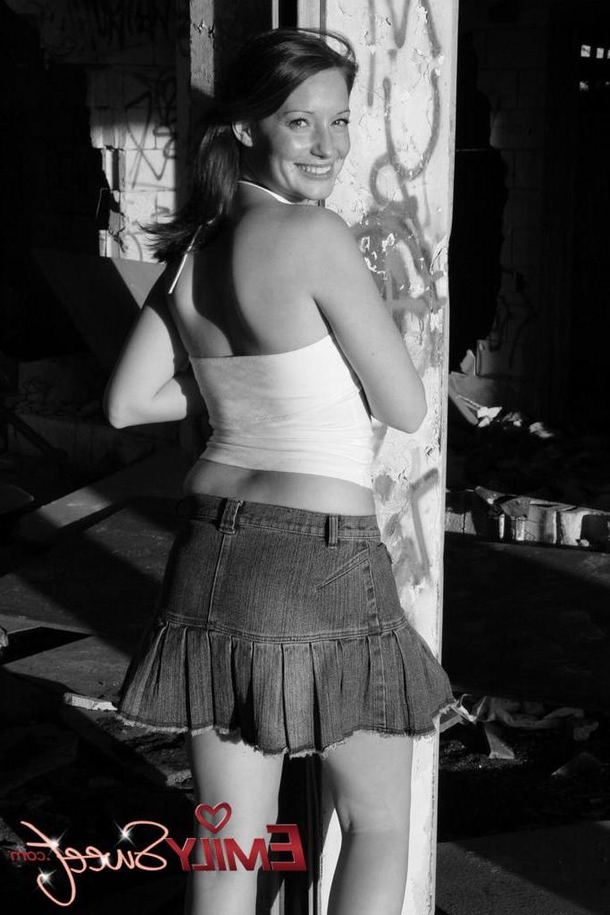 20P Pictures of teen model Emily Sweet flashing in black and white