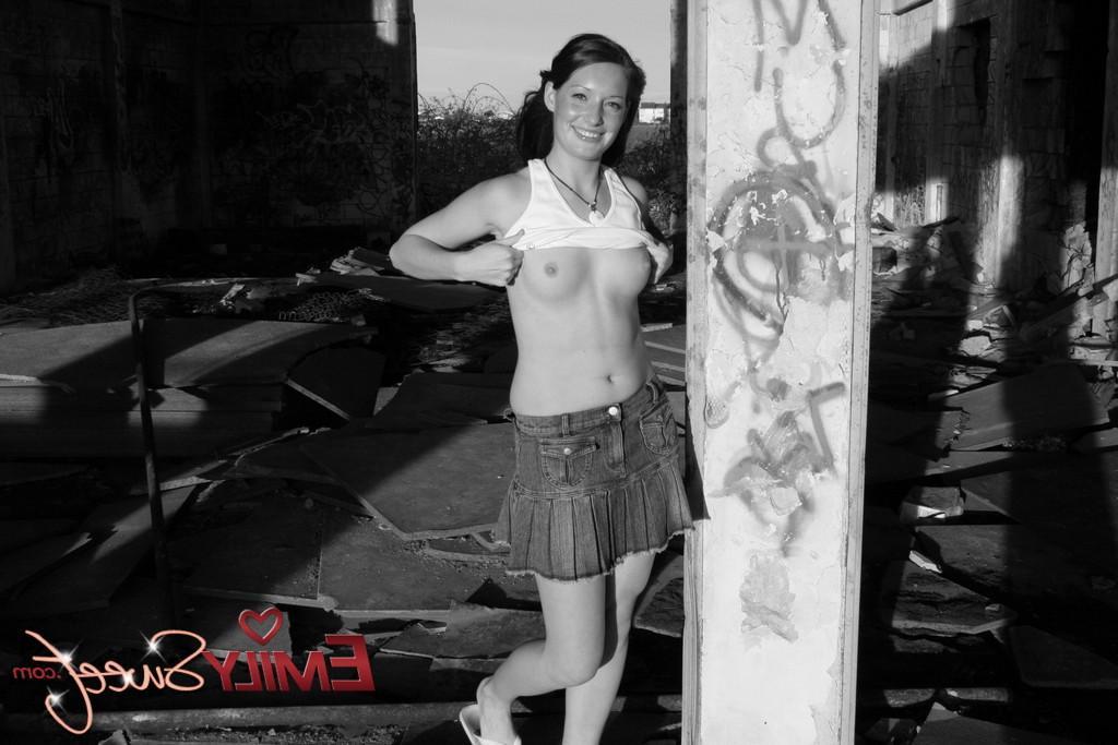 20P Pictures of teen model Emily Sweet flashing in black and white