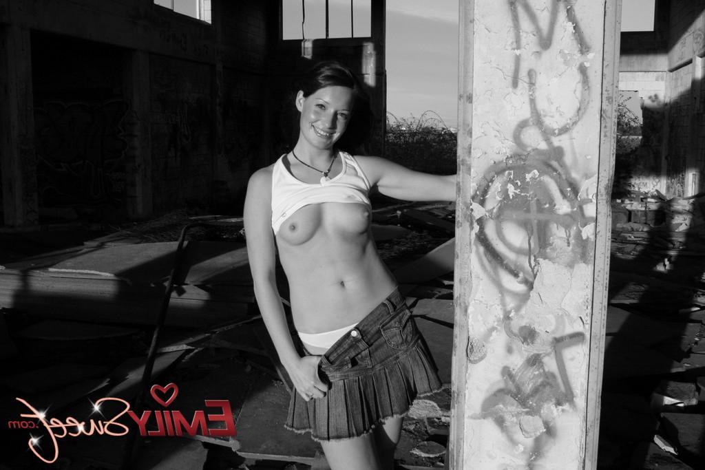 20P Pictures of teen model Emily Sweet flashing in black and white